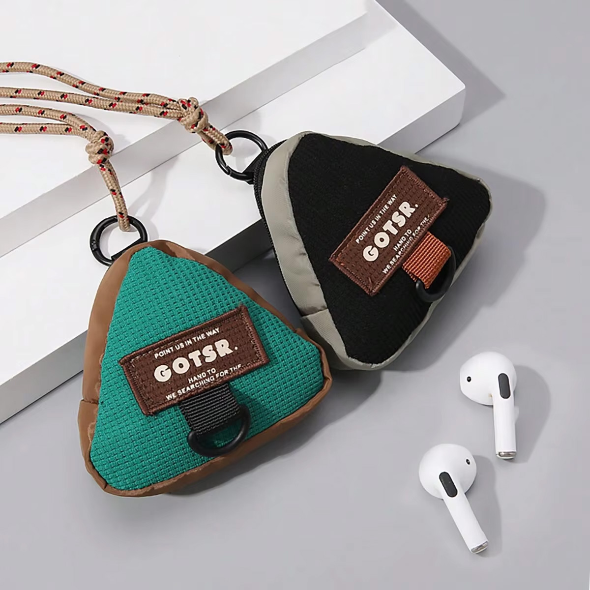 Travel Accessories Jewelry - 1 Adet Taşınabilir Mini Üçgen Saklama